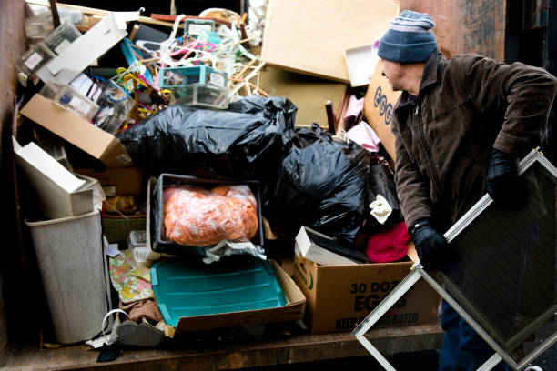 Best Yard Waste Removal  in Monroeville, IN