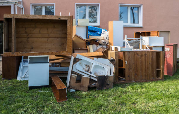 Best Construction Debris Removal  in Monroeville, IN